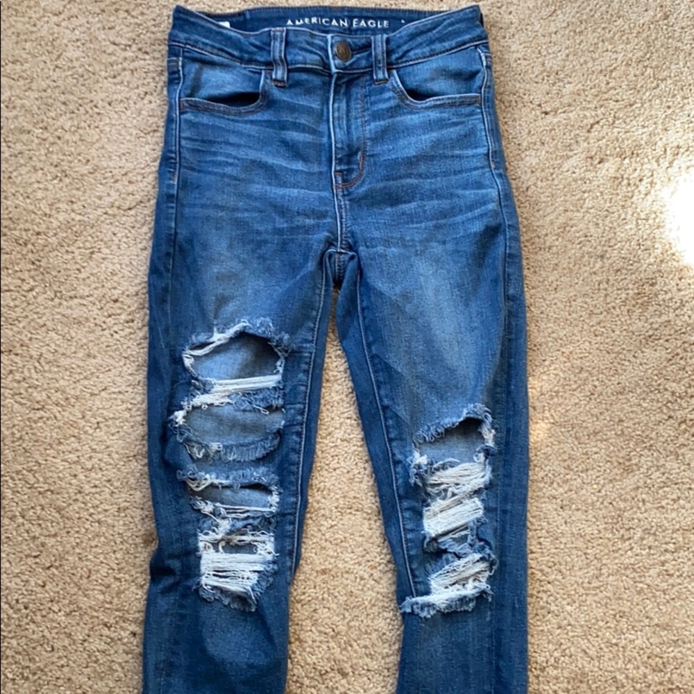American Eagle Hi-Rise jeans